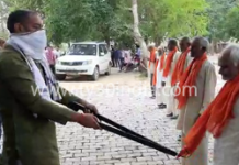 अलीगढ़ : भाजयुमो के जिला अध्यक्ष ने ग्रामीणों को जागरूक कर वितरित किए गमछा और साबुन