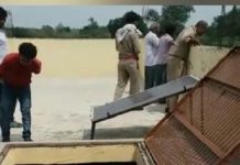 हाथरस : चोरों ने बन्द मकान पर बोला धाबा , हजारो की नगदी समेत लाखो के आभूषण किए पार