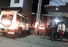 मुरसान : पुलिया का निर्माण कार्य होने की वजह से राहगीरो को हुई दिक्कत