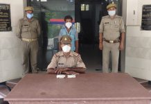हाथरस -200 ग्राम नशीले पाउडर समेत युवक पकड़ा