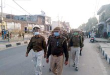 सासनी : त्यौहारों पर की पैदल गश्त