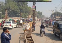 हाथरस : कल बारिस होने के बाद आज निकली धूप