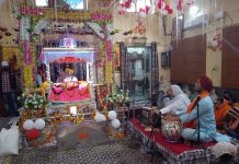 हाथरस जनपद में मनाई जा रही हैं गुरुनानक जयंती