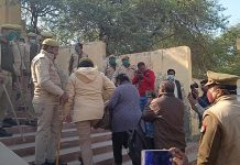 हाथरस : हाथरस जिला न्यायालय पहुँची सीबीआई की टीम