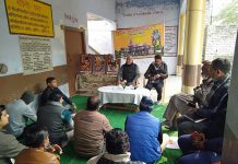 सासनी : मन्दिर निर्माण निधि समर्पण अभियान को लेकर हुई बैठक