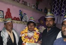 सासनी : मोहल्ला आशानगर में पीसपार्टी ने की बैठक कार्रकर्ताओं को सौंपे दायित्व