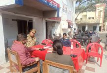सासनी : कोतवाली में समाधान दिवस रहा सूना करते रहे अफसर इंतजार नहीं आया फरियादी