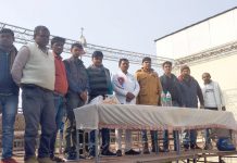 सासनी : विद्युत संविदा कर्मचयारियों ने बैठक कर समस्याओं पर किया विचार