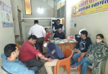 सासनी : रोटरी क्लब सासनी ने रक्त जांच शिविर का किया आयोजन