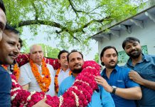 सादाबाद : ब्लॉक प्रमुख पति यदार्थ चौधरी का ग्रामीणों ने किया स्वागत