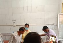 सादाबाद में मथुरा रोड पर अज्ञात वाहन से टकराई बाइक ,3 लोग घायल ,2 की मौत