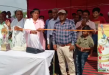 सादाबाद : शिक्षक दिवस के मौके पर गुरु के स्थान के महत्व के बारे में दी जानकारी