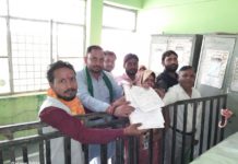 हसायन नगर पंचायत से सोनी कुशवाह ने  नामांकन पत्र किया दाखिल