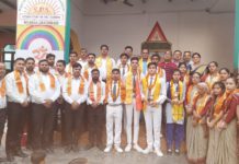 एसटीएस रेजिडेंशियल सीनियर सेकेंडरी स्कूल मुरसान बोर्ड परीक्षा में उत्कृष्ट प्रदर्शन करने वाले बच्चों को भारत विकास परिषद हाथरस की ओर से सम्मानित किया गया