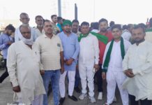 हाथरस जिला जिलाध्यक्ष ठाकुर राम जादौन के नेतृत्व मैं सैकड़ों कार्यकर्ताओं के द्वारा घेराव