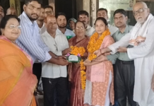 सिकंदराराऊ : मेधावी प्रतिभा शारदा राजपूत को भाईचारा सेवा समिति ने किया सम्मानित