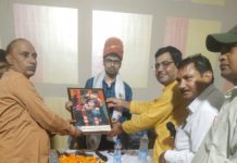 सिकंदराराऊ : मान्यता प्राप्त प्राइवेट विद्यालय एसोसिएशन ने किया नवागत जिला बेसिक शिक्षा अधिकारी का स्वागत