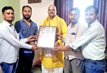 सिकंदराराऊ : प्रांत धर्म जागरण प्रमुख दिनेश लवानिया का स्वागत