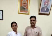 जिले के प्रभारी मंत्री से ग्रामीण क्षेत्र में बसें चलाने की मांग