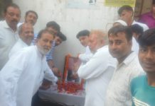 सिकंदराराऊ : मुलायम सिंह यादव की प्रथम पुण्य तिथि पर दी भावभीनी श्रद्धांजलि