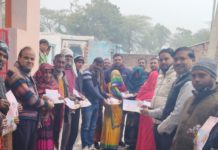 धूमधाम से कस्बा कचौरा में हुआ अक्षत वितरित कार्यक्रम