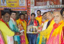 सिकंदराराऊ के श्री भोलेबाबा मन्दिर में रविवार को श्री राधा अष्टमी पर भजन संध्या एवं सांस्कृतिक कार्यक्रम का आयोजन