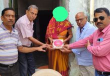 वेंकटेश्वर वेलफेयर सोसाइटी (नेकी की दुकान )द्वारा दीपावली पर जरूरतमंद परिवारों में खुशी का वितरण