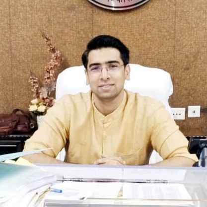 Picsart_25-10-28_23-30-34-856