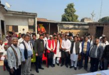 सिकंदराराऊ : ट्रामा सेंटर को सुचारु करने को लेकर चौथे दिन हस्ताक्षर अभियान ने पकड़ी रफ्तार