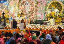 हाथरस में श्रीमद्भागवत कथा का द्वितीय दिवस: गौ माता को राष्ट्र माता घोषित करने का आह्वान, रसराज दास जी महाराज ने दिया गौ सेवा का संदेश