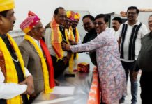 हाथरस: श्री 1008 चंद्र प्रभु दिगम्बर जैन मंदिर में मोक्ष कल्याणक महोत्सव धूमधाम से सम्पन्न, उमा शंकर जैन बने नई कमेटी के अध्यक्ष