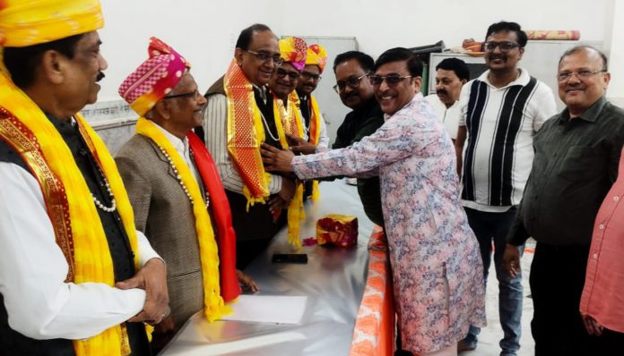 Picsart_26-02-23_18-05-53-639