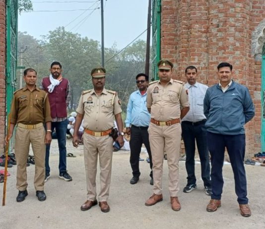 पुरदिल नगर में ईद की नमाज ईदगाह में अदा हुई