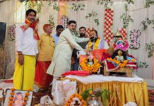 दयानतपुर : श्रीमद्भागवत कथा के चौथे दिन उमड़ा श्रद्धालुओं का सैलाब, कृष्ण जन्मोत्सव पर गूंजे जयकारे