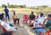 टीकरी कलां नहर हादसा: सीमेक्स इंटरनेशनल स्कूल के डायरेक्टर अरुण सिंह ने पीड़ित परिवार से मिलकर बंधाया ढांढस