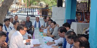 एटा में बसपा की मंडल स्तरीय बूथ समीक्षा बैठक संपन्न , हाथरस जिलाध्यक्ष ने की शिरकत