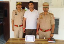 हाथरस सुनील हत्याकांड: दूसरे आरोपी चंदन की गिरफ्तारी, वारदात में इस्तेमाल लाइसेंसी पिस्टल बरामद