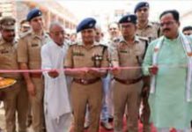 हसायन कोतवाली : पुलिस अधीक्षक चिरंजीवी नाथ सिन्हा ने नवीन बैरक का किया लोकार्पण
