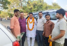 हाथरस : राष्ट्रीय अधिकार मोर्चा का संगठन विस्तार अभियान तेज, जिलाध्यक्ष विजय कुमार शर्मा के स्वागत के बीच 21 नए सदस्य हुए शामिल