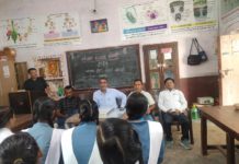 सादाबाद इंटर कॉलेज में जल संरक्षण पर जागरूकता गोष्ठी, छात्रों को वर्षा जल संचयन और जल बचाने का दिलाया संकल्प