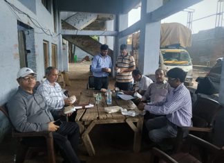हाथरस : मिलावटी मसालों के खिलाफ बड़ी कार्रवाई, 330 किलो मिर्च पाउडर किया जब्त
