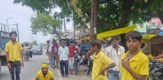कानपुर से वृंदावन तक 346 किमी की अनोखी दंडवत यात्रा, प्रेमानंद जी महाराज के दर्शन के लिए निकले ‘सचिन देसी टार्जन’