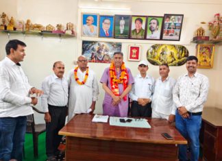 हाथरस : बने राजकीय कला संग्रहालय और आर्ट गैलरी, विधायक प्रदीप कुमार सिंह ने CM योगी को सौंपा प्रस्ताव