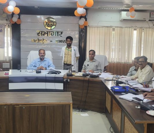 हाथरस : 108 एम्बुलेंस का शानदार रिस्पॉन्स, टेस्ट कॉल के 5 मिनट में पहुंची एम्बुलेंस