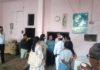 सादाबाद : खाद्य विभाग की छापेमारी, 5 नमूने लिए; 25 लीटर दूध और 15 किलो पेड़ा नष्ट