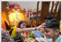 हसायन रक्षाबंधन पर बाजारों में दिखी खास रौनक, राखी और मिठाइयों की दुकानों पर उमड़ी भीड़