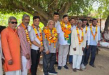 हाथरस के सादाबाद में ‘चलो गांव की ओर’ अभियान का शुभारंभ, किसानों से सीधा संवाद कर सुनी समस्याएं