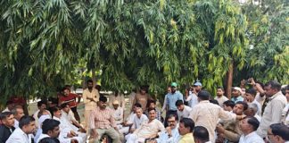 सादाबाद : एआई जनरेटेड पोस्ट डालकर सनसनी फैलाने वाले ने मांगी माफी, किया सरेंडर; रालोद पदाधिकारियों ने मानवीय आधार पर किया माफ