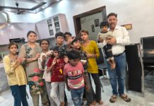 दुर्गा नवमी पर में भव्य कन्या पूजन भाजपा नेता प्रमुख समाजसेवी पंडित अजय रावत ने विधि-विधान से कराया पूजन