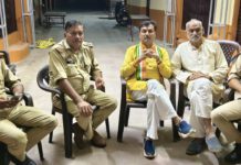 हाथरस : कांग्रेस नेता चन्द्रगुप्त विक्रमादित्य हाउस अरेस्ट, वोट चोरी के खिलाफ आंदोलन में शामिल होने से रोकने का आरोप
